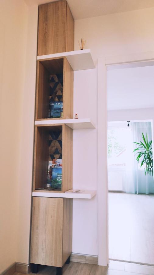 Appartement Apartman Lena à Tuzla Extérieur photo